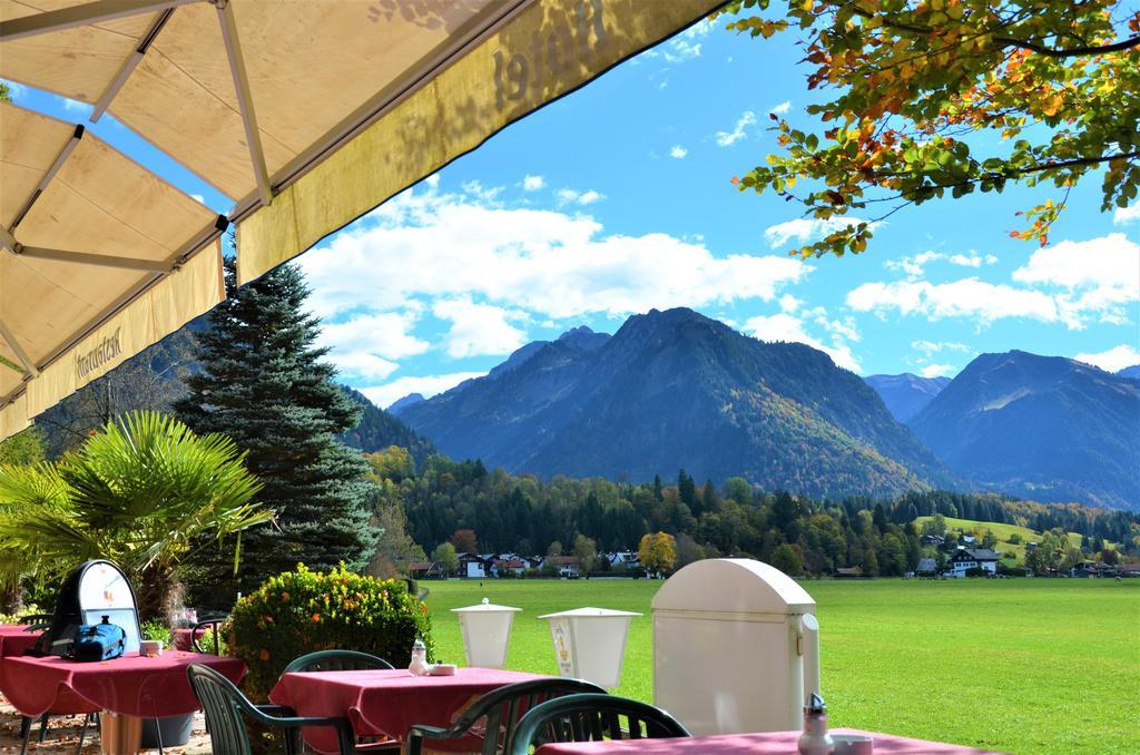 Hotel Cafe Fuggerhof Oberstdorf Exterior foto