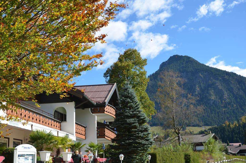 Hotel Cafe Fuggerhof Oberstdorf Exterior foto